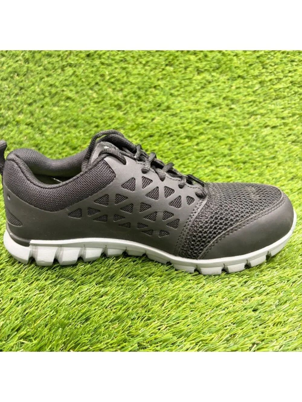 Reebok please review
